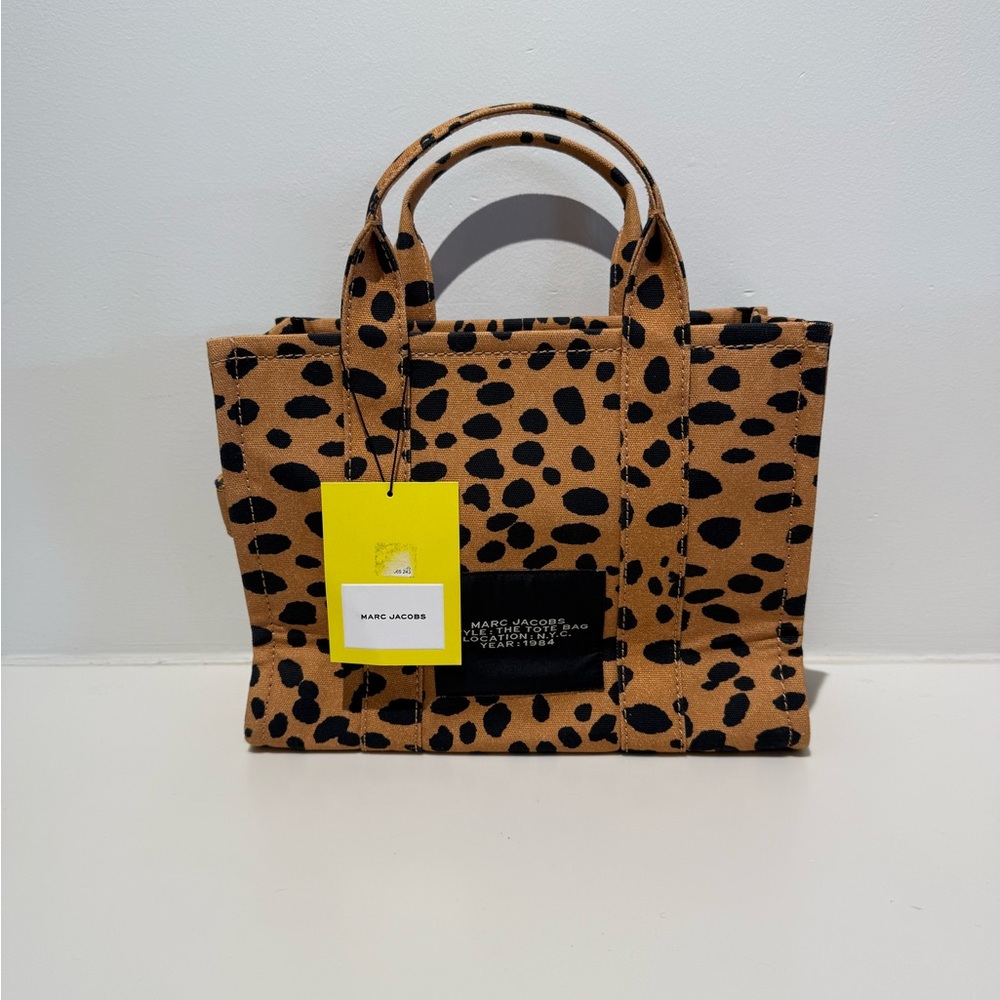 NWT Marc Jacobs The Cheetah medium Tote Bag - Picture 3 of 4